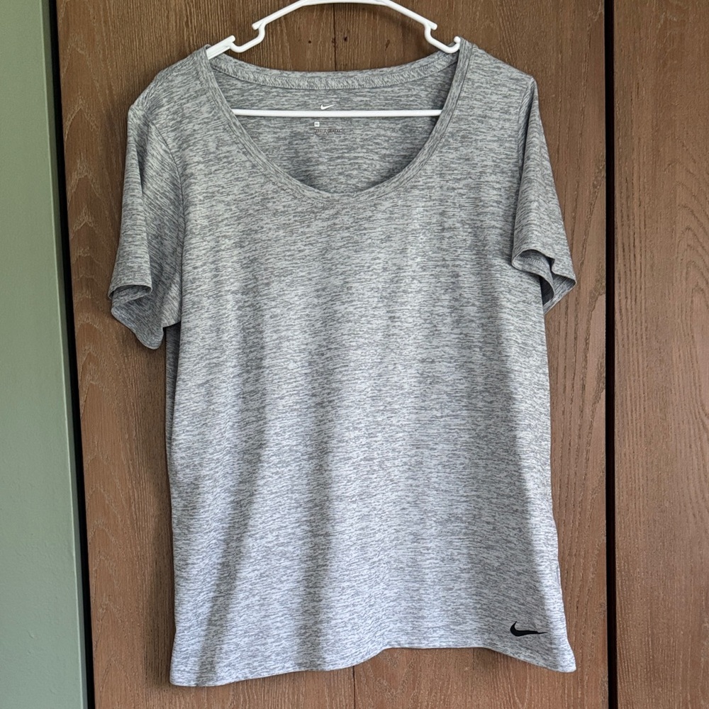 Nike Black White (gray) Scoop Neck Tee